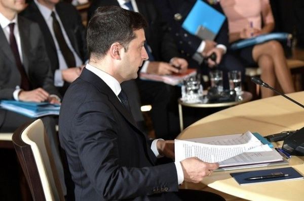 По словам украинского дипломата, в Париже зреет недовольство Зеленским