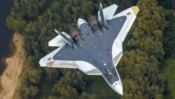 Совместное создание истребителя пятого поколения разовьет военную кооперацию РФ и Индии