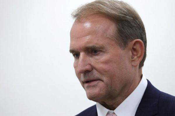 Медведчук предупредил об угрозе краха экономики Украины