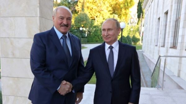 Лукашенко перед встречей с Путиным провел совещание по ситуации в ТЭК Белоруссии