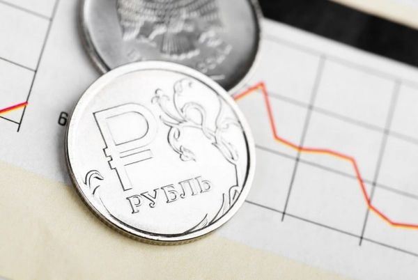    Рубль за январь потерял 3% от стоимости против доллара